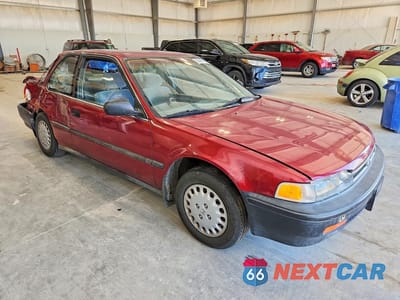 Czwarte zdjęcie samochodu z boku: 1993 HONDA ACCORD DX VIN:1HGCB7248PA010071 - miniatura