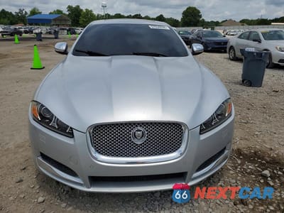 Piąte zdjęcie samochodu w środku: 2012 JAGUAR XF PORTFOLIO VIN:SAJWA0HB2CLS22072 - miniatura