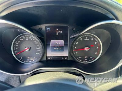 Zdjęcie 8 z 13 samochodu: 2015 MERCEDES-BENZ C 300 4MATIC VIN:55SWF4KB4FU052464 - miniatura