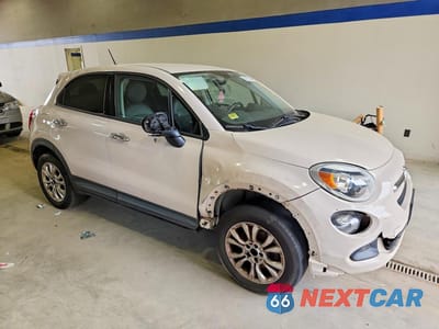 Czwarte zdjęcie samochodu z boku: 2016 FIAT 500X EASY VIN:ZFBCFYBT9GP508330 - miniatura
