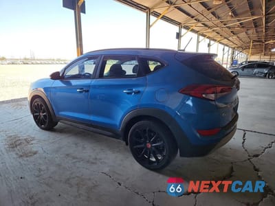 Drugie zdjęcie samochodu z przodu: 2017 HYUNDAI TUCSON NIGHT VIN:KM8J33A26HU454735 - miniatura
