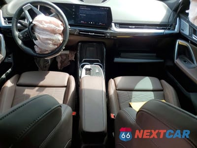 Zdjęcie 8 z 12 samochodu: 2024 BMW X1 XDRIVE28I VIN:WBX73EF07R5Y63259 - miniatura