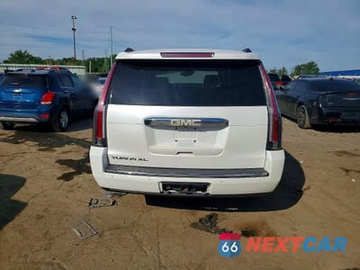 Zdjęcie 6 z 13 samochodu: 2016 GMC YUKON XL DENALI VIN:1GKS2HKJXGR398626 - miniatura