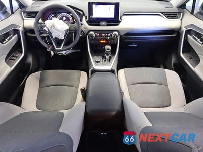 Zdjęcie 8 z 12 samochodu: 2024 TOYOTA RAV4 HYBRID XLE VIN:4T3RWRFV8RU121980 - miniatura