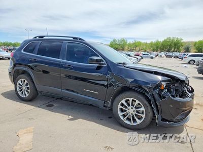 Czwarte zdjęcie samochodu z boku: 2022 JEEP CHEROKEE LATITUDE LUX VIN:1C4PJLMX6ND521180 - miniatura