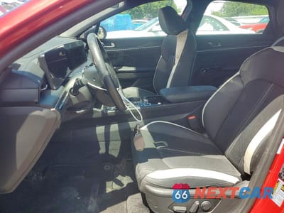 Zdjęcie 7 z 12 samochodu: 2025 KIA K5 GT LINE VIN:KNAG64J79S5281217 - miniatura