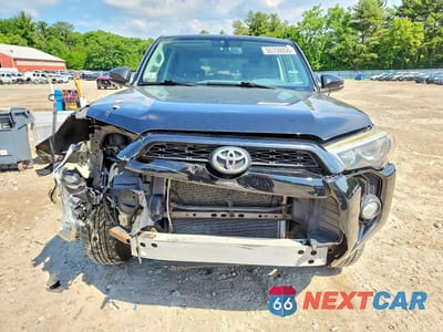 Piąte zdjęcie samochodu w środku: 2014 TOYOTA 4RUNNER SR5 PREMIUM VIN:JTEBU5JR0E5202219 - miniatura