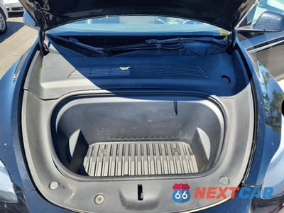 Zdjęcie 12 z 13 samochodu: 2021 TESLA MODEL Y VIN:5YJYGDEE3MF196078 - miniatura