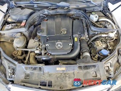 Zdjęcie 11 z 13 samochodu: 2013 MERCEDES-BENZ C 250 VIN:WDDGF4HB9DA774683 - miniatura