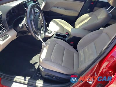 Zdjęcie 7 z 12 samochodu: 2018 HYUNDAI ELANTRA LIMITED VIN:KMHD84LF8JU449014 - miniatura