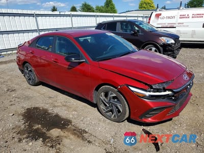 Czwarte zdjęcie samochodu z boku: 2025 HYUNDAI ELANTRA SEL SPORT VIN:KMHLM4DG1SU043575 - miniatura