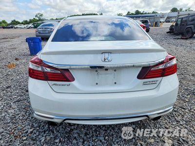 Zdjęcie 16 z 39 samochodu: 2017 HONDA ACCORD SPORT SPECIAL EDITION VIN:1HGCR2F15HA053038 - miniatura