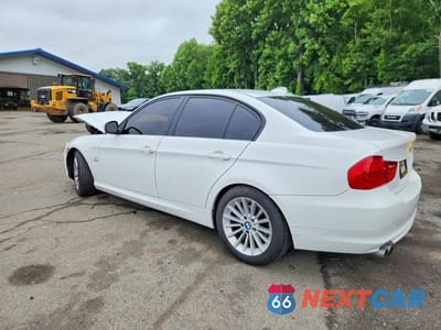 Drugie zdjęcie samochodu z przodu: 2011 BMW 328 XI SULEV VIN:WBAPK5C51BA994827 - miniatura
