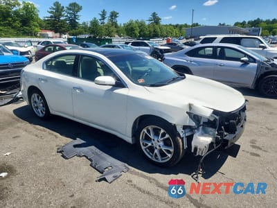 Czwarte zdjęcie samochodu z boku: 2014 NISSAN MAXIMA 3.5 SV VIN:1N4AA5AP1EC489210 - miniatura