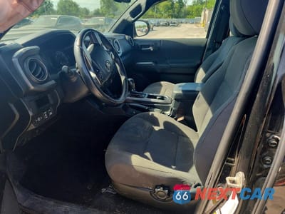Zdjęcie 7 z 12 samochodu: 2017 TOYOTA TACOMA TRD SPORT VIN:3TMDZ5BN4HM028048 - miniatura