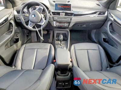 Zdjęcie 8 z 13 samochodu: 2020 BMW X1 XDRIVE28I VIN:WBXJG9C01L5P78043 - miniatura