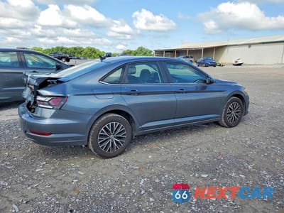 Trzecie zdjęcie samochodu z tyłu: 2021 VOLKSWAGEN JETTA S VIN:3VWN57BU4MM011275 - miniatura