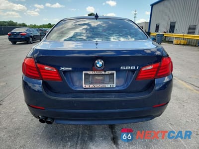 Zdjęcie 6 z 12 samochodu: 2013 BMW 528 XI VIN:WBAXH5C5XDD108553 - miniatura