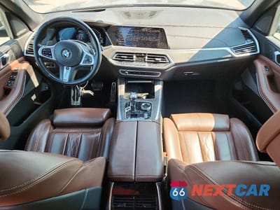 Zdjęcie 8 z 13 samochodu: 2021 BMW X5 XDRIVE45E VIN:5UXTA6C05M9D83994 - miniatura