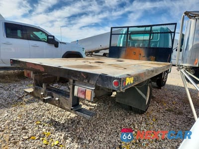 Trzecie zdjęcie samochodu z tyłu: 2004 ISUZU NPR VIN:JALC4B14747006131 - miniatura