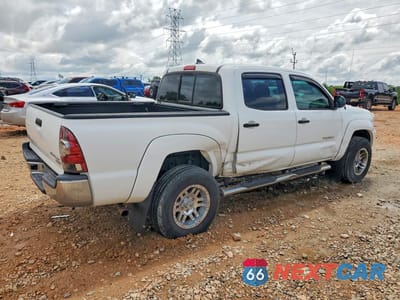 Trzecie zdjęcie samochodu z tyłu: 2014 TOYOTA TACOMA DOUBLE CAB VIN:5TFJX4GN0EX032793 - miniatura