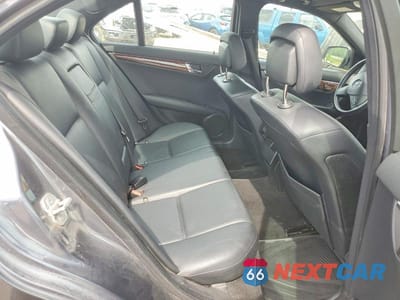 Zdjęcie 10 z 12 samochodu: 2009 MERCEDES-BENZ C 300 4MATIC VIN:WDDGF81X99R061501 - miniatura