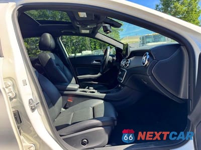 Zdjęcie 9 z 11 samochodu: 2018 MERCEDES-BENZ GLA 250 4MATIC VIN:WDCTG4GB7JU000217 - miniatura