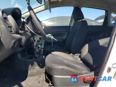 Zdjęcie 7 z 12 samochodu: 2017 NISSAN VERSA NOTE S PLUS VIN:3N1CE2CP9HL365930 - miniatura