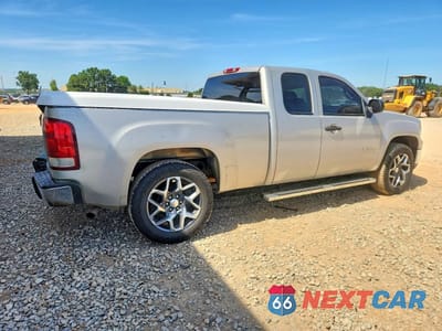 Trzecie zdjęcie samochodu z tyłu: 2007 GMC NEW SIERRA C1500 VIN:2GTEC19C871571315 - miniatura