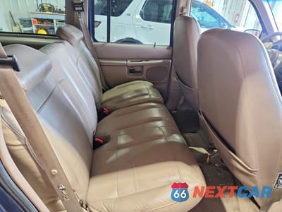 Zdjęcie 11 z 13 samochodu: 2000 FORD EXPLORER EDDIE BAUER VIN:1FMZU74E3YZC20908 - miniatura