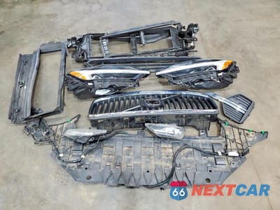 Zdjęcie 13 z 14 samochodu: 2022 VOLVO XC60 B5 MOMENTUM VIN:YV4L12RK3N1091502 - miniatura