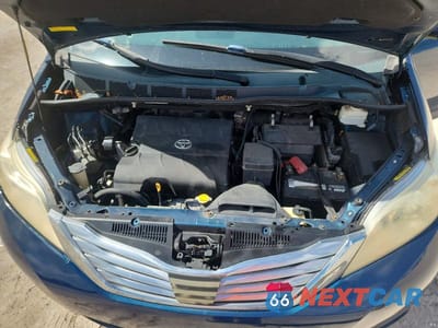 Zdjęcie 11 z 12 samochodu: 2011 TOYOTA SIENNA LIMITED 7-PASSENGER VIN:5TDYK3DC5BS110710 - miniatura