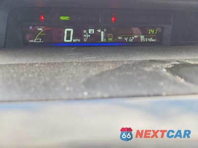 Zdjęcie 9 z 12 samochodu: 2014 TOYOTA PRIUS V THREE VIN:JTDZN3EU3EJ007306 - miniatura