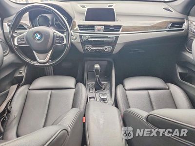 Zdjęcie 8 z 13 samochodu: 2018 BMW X1 XDRIVE28I VIN:WBXHT3C33J5L33379 - miniatura