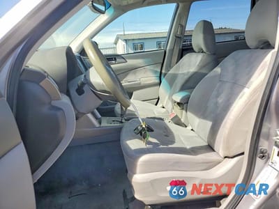 Zdjęcie 7 z 13 samochodu: 2010 SUBARU FORESTER 2.5X PREMIUM VIN:JF2SH6CC3AH908053 - miniatura