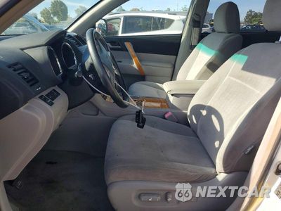 Zdjęcie 7 z 12 samochodu: 2008 TOYOTA HIGHLANDER HYBRID VIN:JTEEW41A782020454 - miniatura