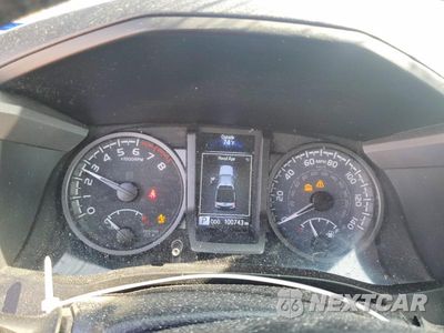 Zdjęcie 9 z 12 samochodu: 2022 TOYOTA TACOMA TRD OFF-ROAD VIN:3TMCZ5AN3NM474846 - miniatura