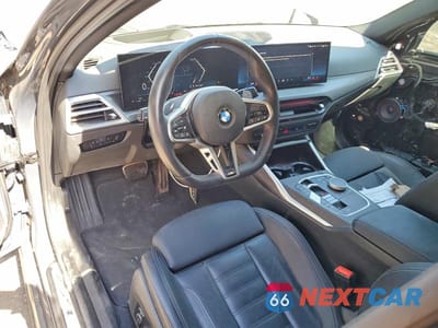 Zdjęcie 8 z 12 samochodu: 2025 BMW 330XI VIN:3MW89CW08S8F10698 - miniatura