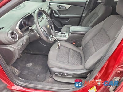 Zdjęcie 7 z 12 samochodu: 2020 CHEVROLET BLAZER 2LT VIN:3GNKBHRS2LS569720 - miniatura