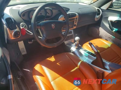 Zdjęcie 8 z 12 samochodu: 1999 PORSCHE BOXSTER VIN:WP0CA2983XU633321 - miniatura
