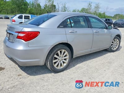 Trzecie zdjęcie samochodu z tyłu: 2013 CHRYSLER 200 TOURING VIN:1C3CCBBB1DN579558 - miniatura