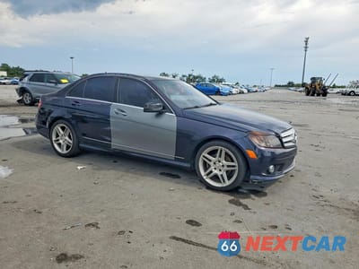 Czwarte zdjęcie samochodu z boku: 2009 MERCEDES-BENZ C 300 VIN:WDDGF54X69F234869 - miniatura