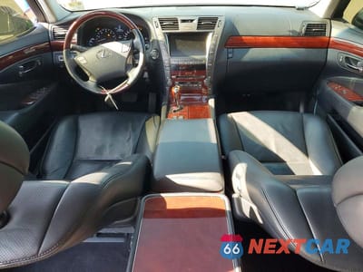 Zdjęcie 8 z 13 samochodu: 2008 LEXUS LS 600HL VIN:JTHDU46F185004337 - miniatura
