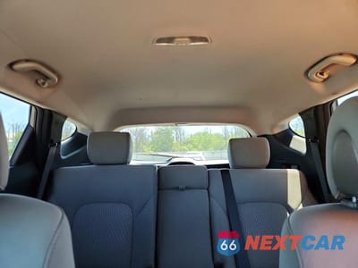 Zdjęcie 10 z 13 samochodu: 2013 HYUNDAI SANTA FE SPORT 2.4L VIN:5XYZT3LB1DG114246 - miniatura