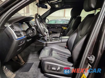 Zdjęcie 7 z 14 samochodu: 2021 BMW X5 XDRIVE45E VIN:5UXTA6C06M9G08018 - miniatura