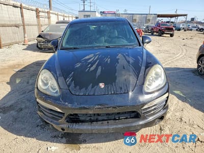 Piąte zdjęcie samochodu w środku: 2011 PORSCHE CAYENNE VIN:WP1AA2A20BLA02506 - miniatura