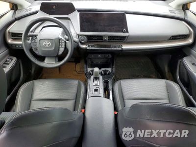 Zdjęcie 8 z 13 samochodu: 2024 TOYOTA PRIUS XLE VIN:JTDADABU2R3022608 - miniatura