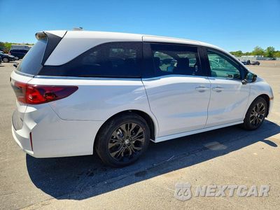 Trzecie zdjęcie samochodu z tyłu: 2026 HONDA ODYSSEY SPORT-L VIN:5FNRL6H75TB047128 - miniatura