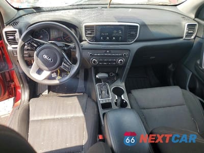Zdjęcie 8 z 13 samochodu: 2021 KIA SPORTAGE L VIN:KNDPMCAC9M7864278 - miniatura