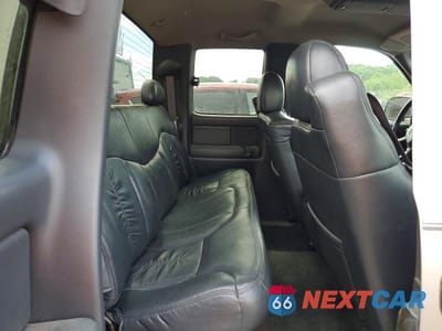 Zdjęcie 10 z 12 samochodu: 2000 CHEVROLET SILVERADO K2500 VIN:1GCGK29U2YZ170801 - miniatura